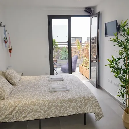 Maar House Guest house Lajares