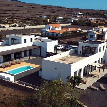 Pensjonat Maar House *