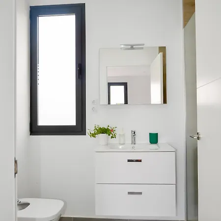 Maar House بيت ضيافة لاجاريس